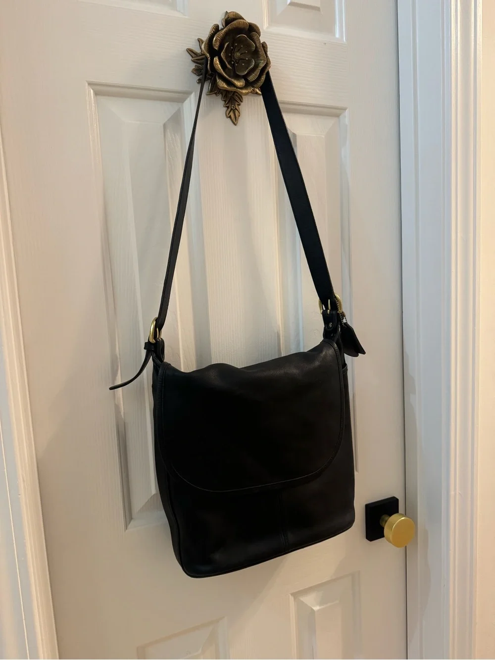 COACH | Vintage Lightweight Whitney Bag ~ Black
